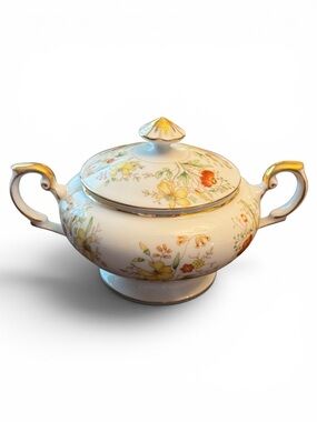 Vintage Porcelain Lidded Sugar Bowl by Grace China “Sarna” pattern 1945-54